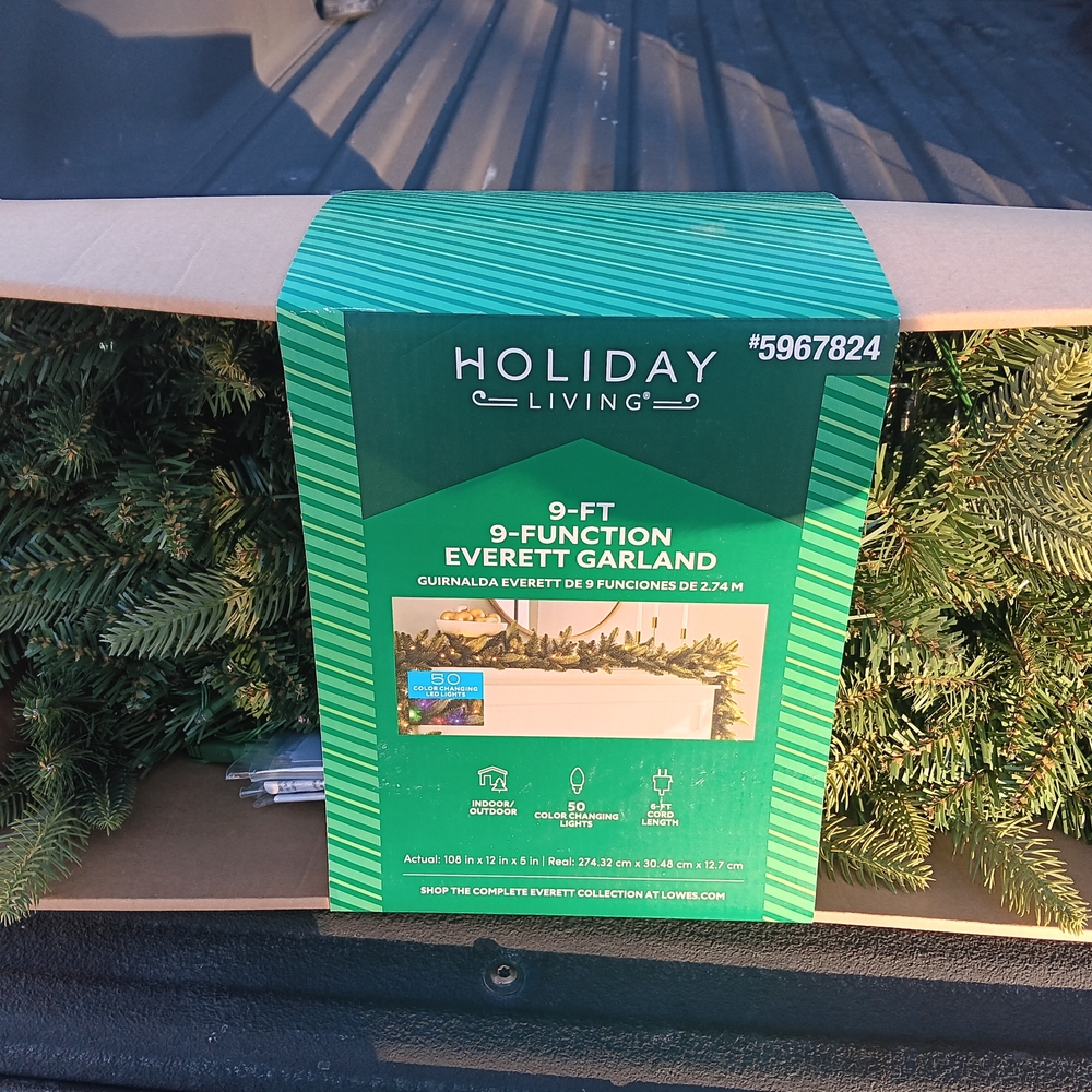 9-Foot Green Garland